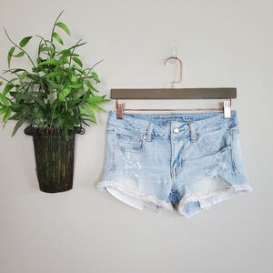 American Eagle Shortie Mid Festival Distressed Fringe Crochet Jean AE 2 Shorts